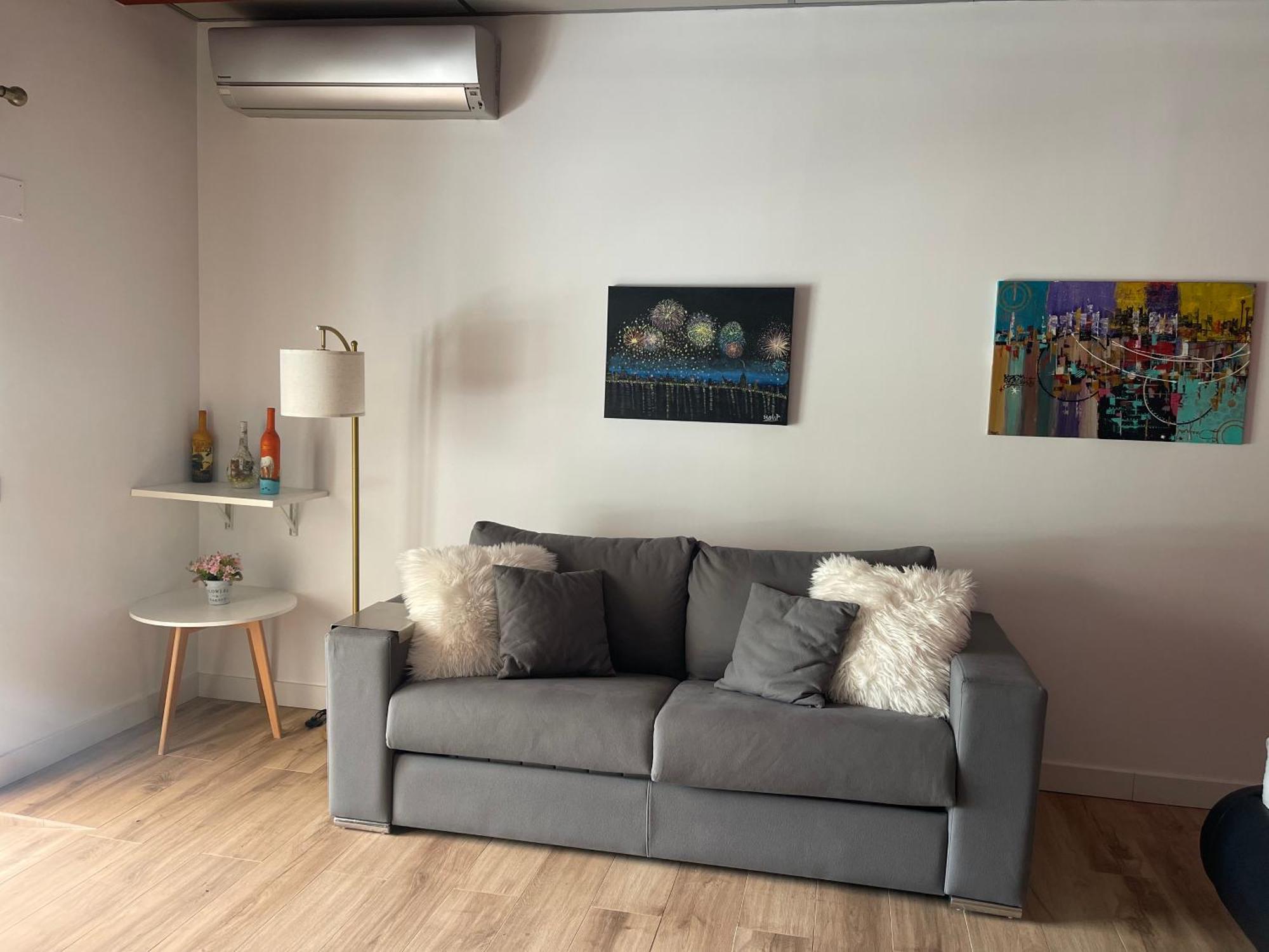 Suite Privada Frente A La Piscina Para 2 Personas Con Sofa Cama Para 2 Mas 4P No Es Casa Completa San Vicente Raspeig Kültér fotó